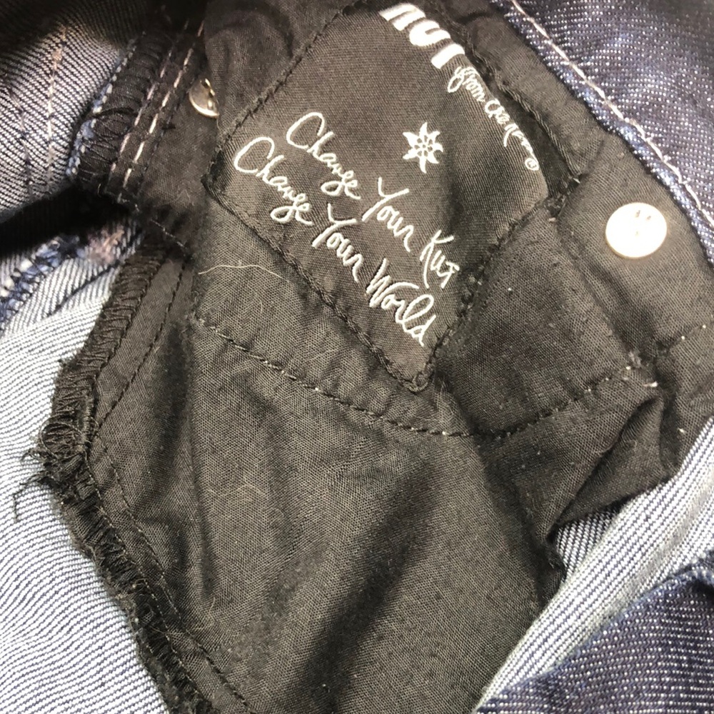 LIKE NEW KUT FROM THE KLOTH BOOTCUT JEANS 6/28x32 ⭐️ - Picture 3 of 13